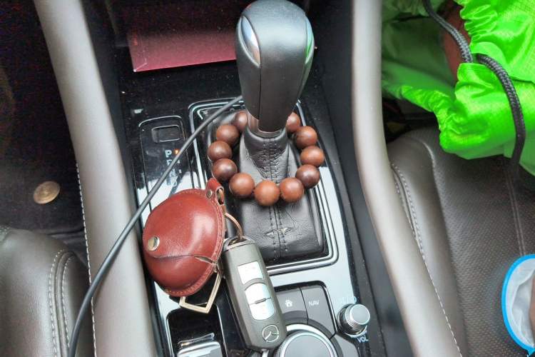 Used Mazda Atenza 2020 2.5L Sky Blue Prestige Edition Gear Lever