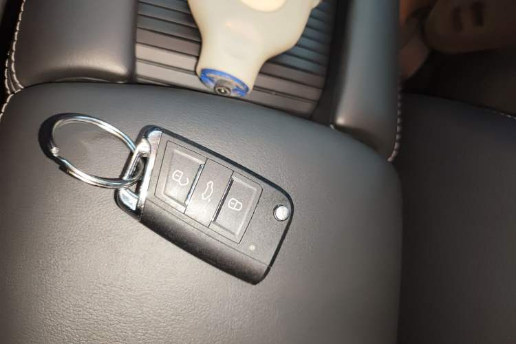 Used Mazda Atenza 2020 2.0L Blue Sky Luxury Edition Interior 1