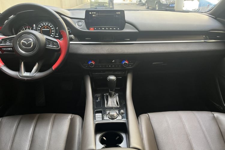 Used Mazda Atenza 2020 2.5L Sky Blue Prestige Edition Interior 1