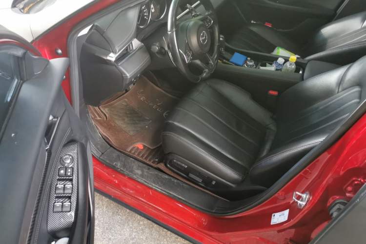 Used Mazda Atenza 2020 2.5L Skyline Sport Edition Interior 3