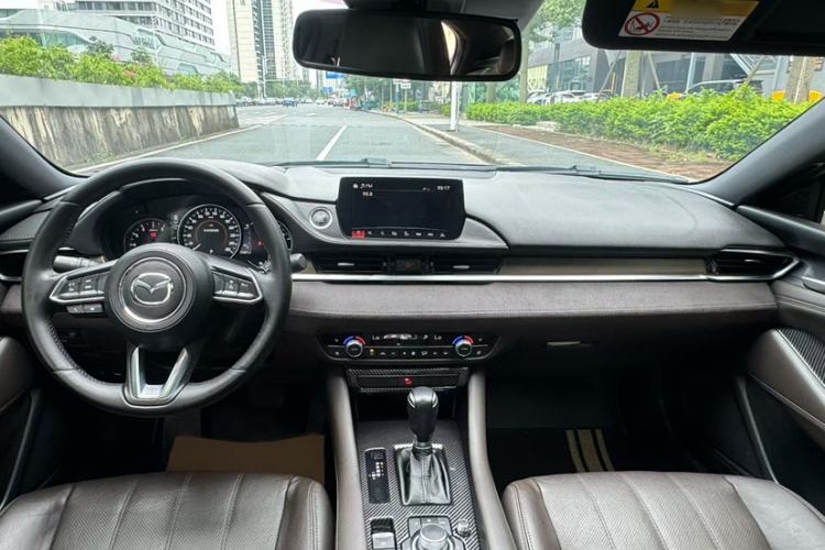 Used Mazda Atenza 2020 2.5L Sky Blue Prestige Edition Interior 5