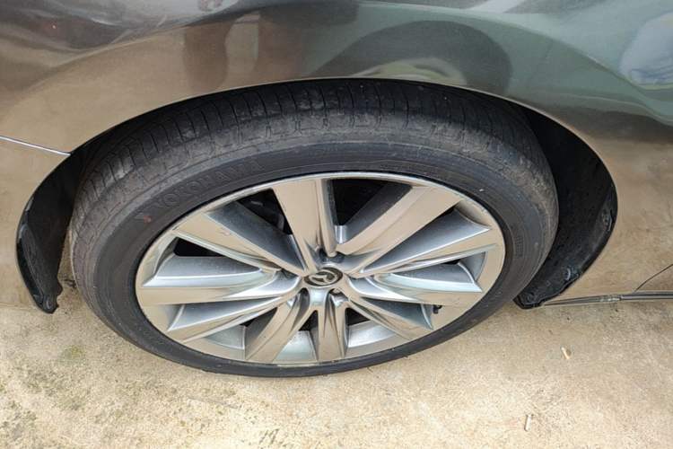 Used Mazda Atenza 2020 2.5L Skyline Sport Edition Left Front Wheel Hub