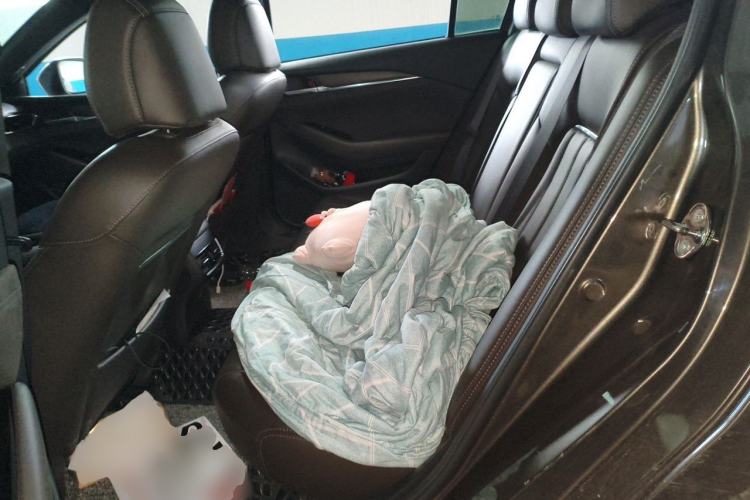 Used Mazda Atenza 2020 2.5L Sky Blue Prestige Edition Left Rear Seat