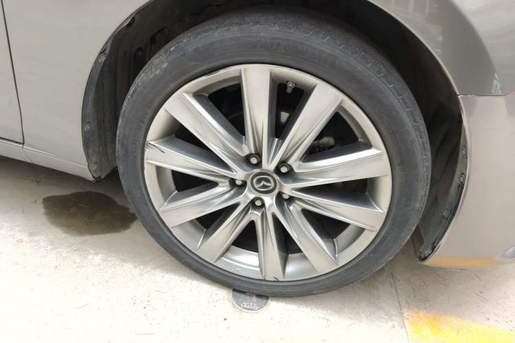 Used Mazda Atenza 2020 2.5L Skyline Sport Edition Right Front Wheel Hub