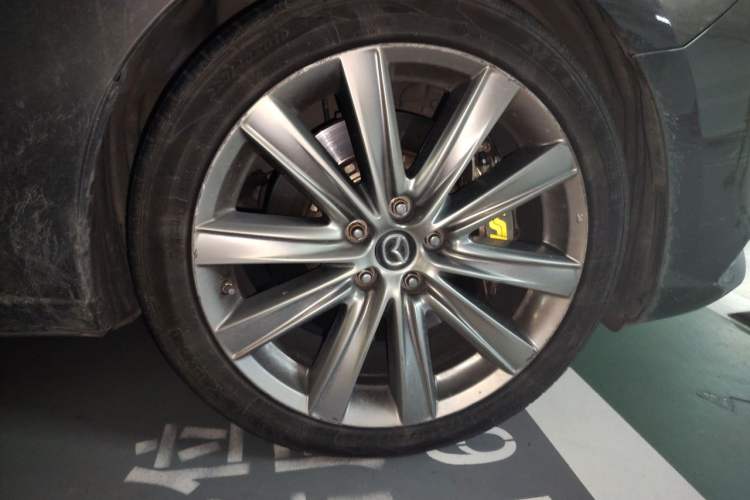 Used Mazda Atenza 2020 2.5L Sky Blue Prestige Edition Right Front Wheel Hub