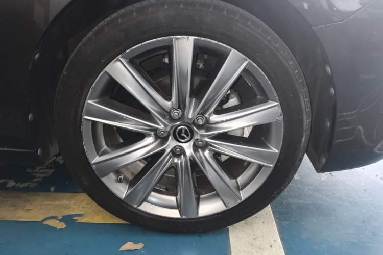 Used Mazda Atenza 2020 2.5L Sky Blue Prestige Edition Right Front Wheel Hub