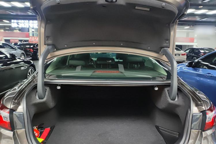 Used Mazda Atenza 2020 2.0L Blue Sky Luxury Edition Trunk