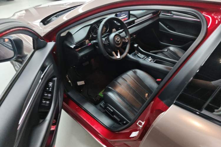 Used Mazda Atenza 2020 2.0L Blue Sky Luxury Edition Driver Seat