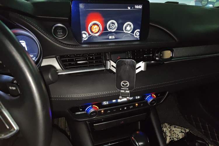 Used Mazda Atenza 2020 2.5L Sky Blue Prestige Edition Audio And AC Panel