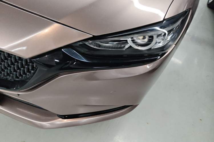 Used Mazda Atenza 2020 2.0L Blue Sky Luxury Edition Left Front Headlight