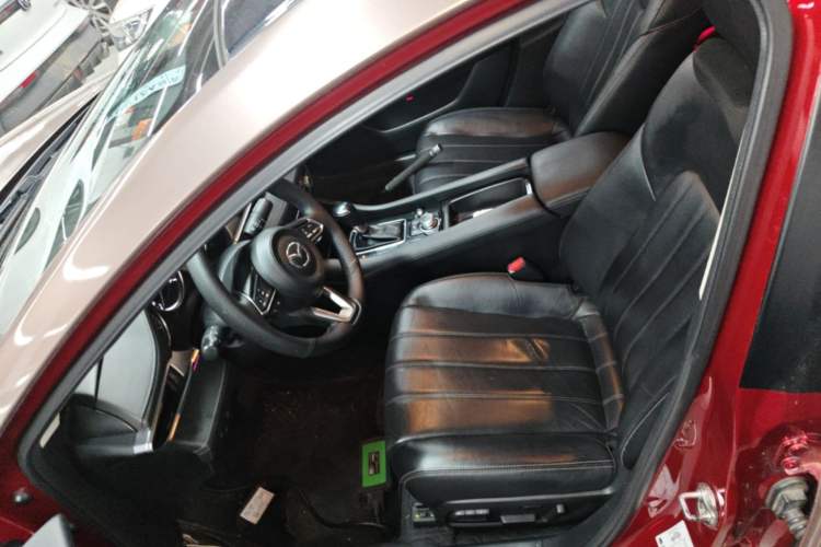 Used Mazda Atenza 2020 2.0L Blue Sky Luxury Edition Left Front Seat