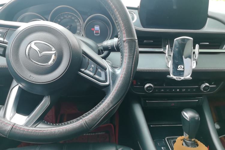 Used Mazda Atenza 2020 2.5L Skyline Sport Edition Center Console