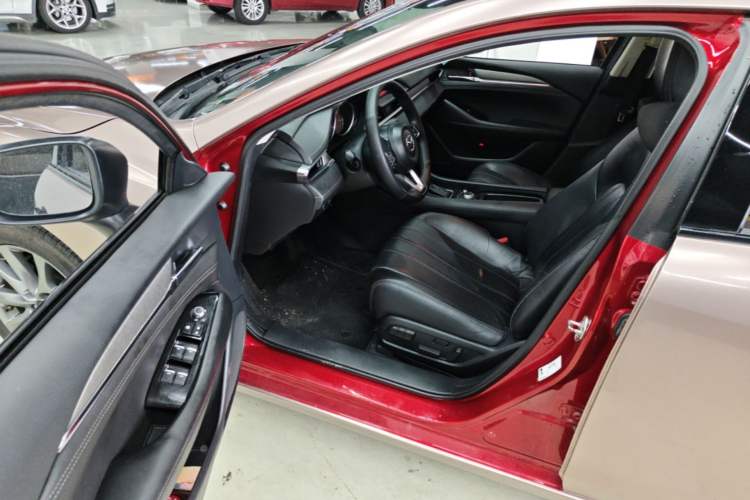Used Mazda Atenza 2020 2.0L Blue Sky Luxury Edition Driver Seat