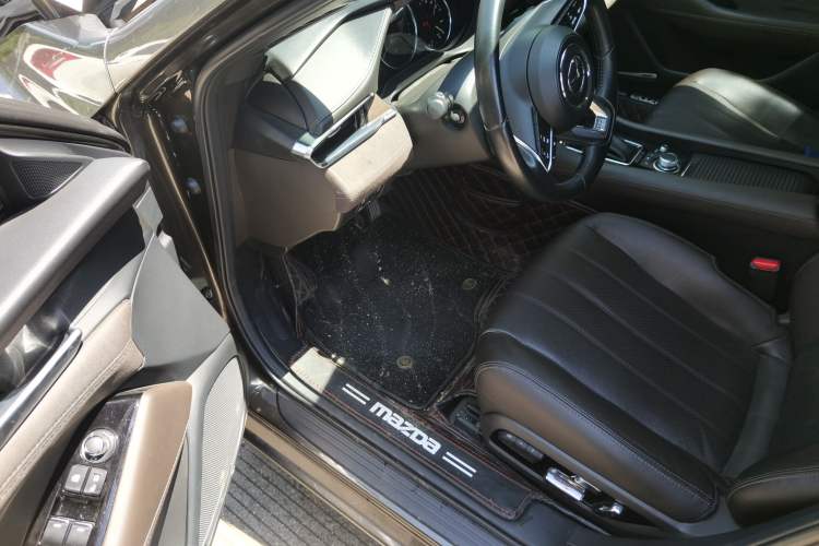 Used Mazda Atenza 2020 2.5L Sky Blue Prestige Edition Driver Seat