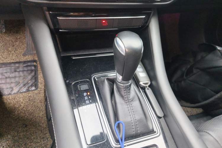 Used Mazda Atenza 2020 2.5L Skyline Sport Edition Gear Lever