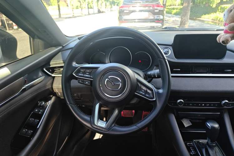 Used Mazda Atenza 2020 2.5L Sky Blue Prestige Edition Steering Wheel