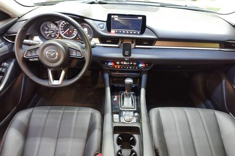 Used Mazda Atenza 2020 2.5L Skyline Sport Edition Center Console