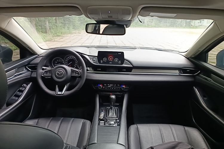 Used Mazda Atenza 2020 2.5L Skyline Sport Edition Center Console