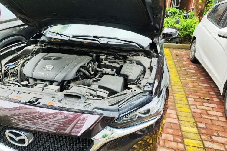 Used Mazda Atenza 2020 2.0L Blue Sky Luxury Edition Engine Bay Left