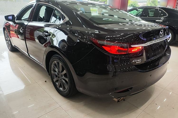 Used Mazda Atenza 2020 2.0L Blue Sky Luxury Edition Exterior 2