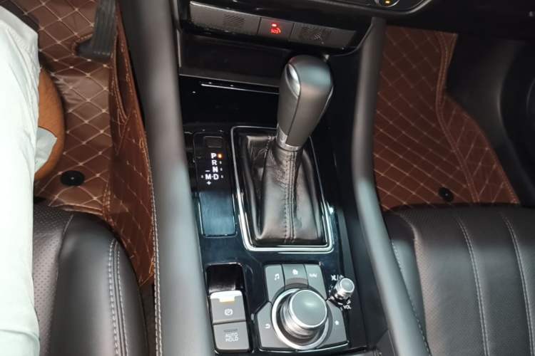 Used Mazda Atenza 2020 2.5L Skyline Sport Edition Gear Lever