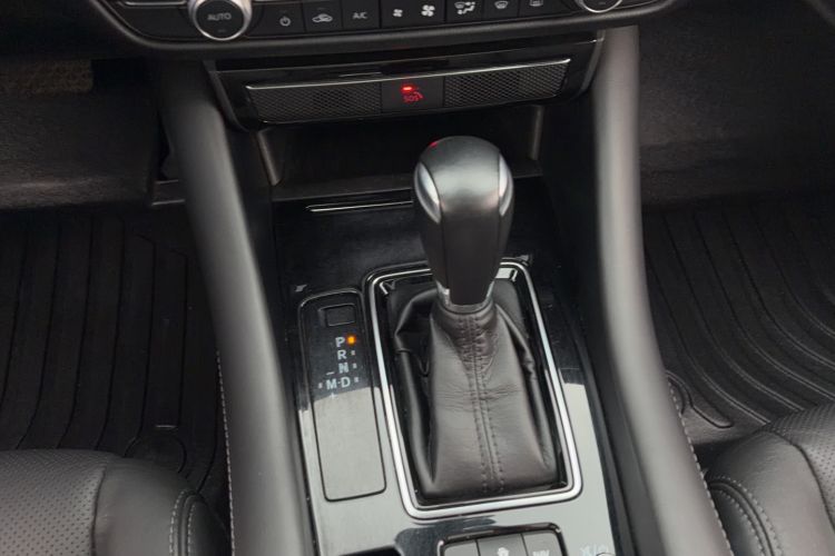 Used Mazda Atenza 2020 2.5L Skyline Sport Edition Gear Lever