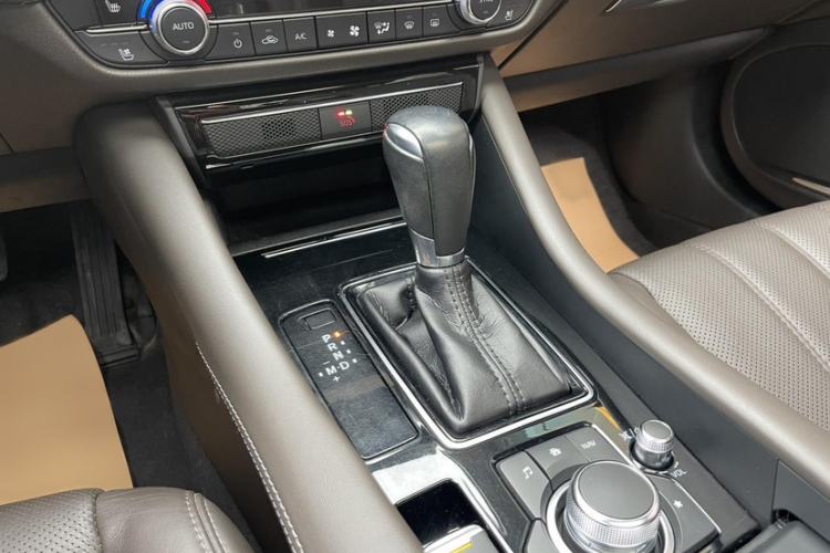Used Mazda Atenza 2020 2.5L Sky Blue Prestige Edition Gear Lever