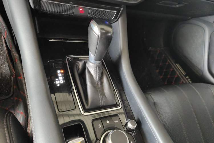 Used Mazda Atenza 2020 2.5L Skyline Sport Edition Gear Lever