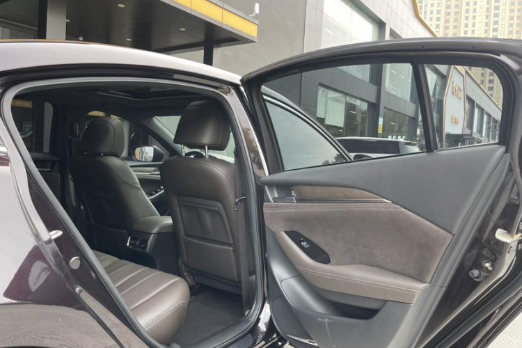 Used Mazda Atenza 2020 2.5L Sky Blue Prestige Edition Interior 1
