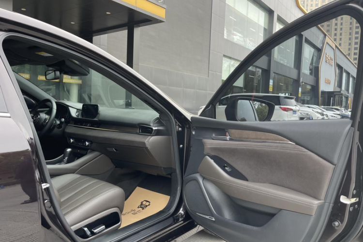 Used Mazda Atenza 2020 2.5L Sky Blue Prestige Edition Interior 7