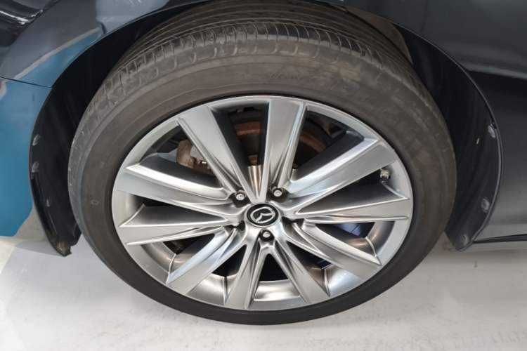 Used Mazda Atenza 2020 2.5L Skyline Sport Edition Left Front Wheel Hub