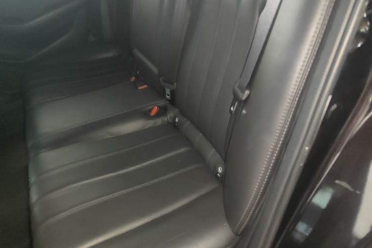 Used Mazda Atenza 2020 2.0L Blue Sky Luxury Edition Left Rear Seat