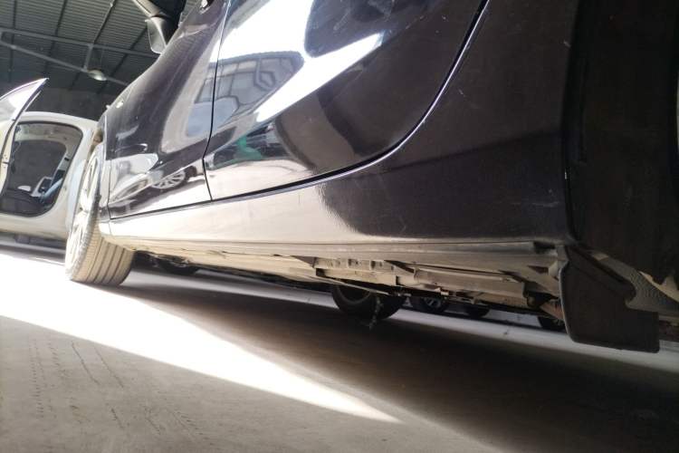 Used Mazda Atenza 2020 2.5L Skyline Sport Edition Left Side Sill