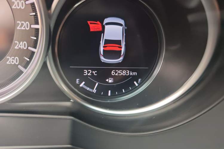 Used Mazda Atenza 2020 2.5L Skyline Sport Edition Odometer Close Up