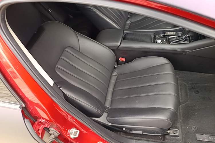 Used Mazda Atenza 2020 2.5L Skyline Sport Edition Right Front Seat
