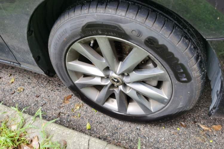 Used Mazda Atenza 2020 2.0L Blue Sky Luxury Edition Right Front Wheel Hub