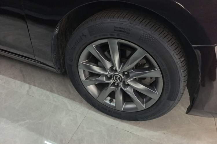 Used Mazda Atenza 2020 2.0L Blue Sky Luxury Edition Right Front Wheel Hub