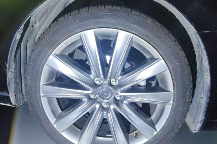 Used Mazda Atenza 2020 2.5L Sky Blue Prestige Edition Right Front Wheel Hub