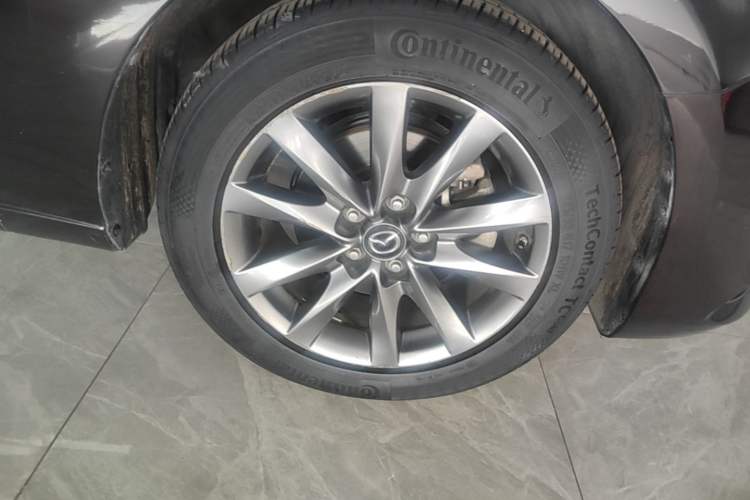 Used Mazda Atenza 2020 2.0L Blue Sky Luxury Edition Right Front Wheel Hub