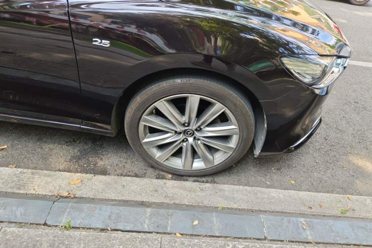 Used Mazda Atenza 2020 2.5L Skyline Sport Edition Right Front Wheel Hub