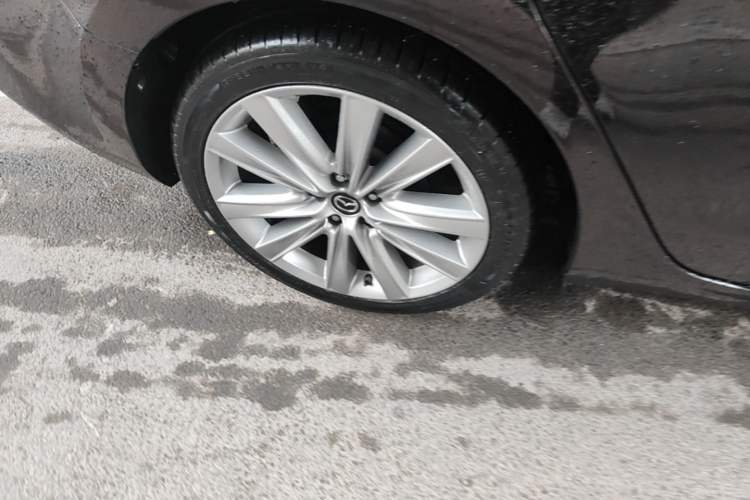 Used Mazda Atenza 2020 2.5L Skyline Sport Edition Right Rear Wheel Hub