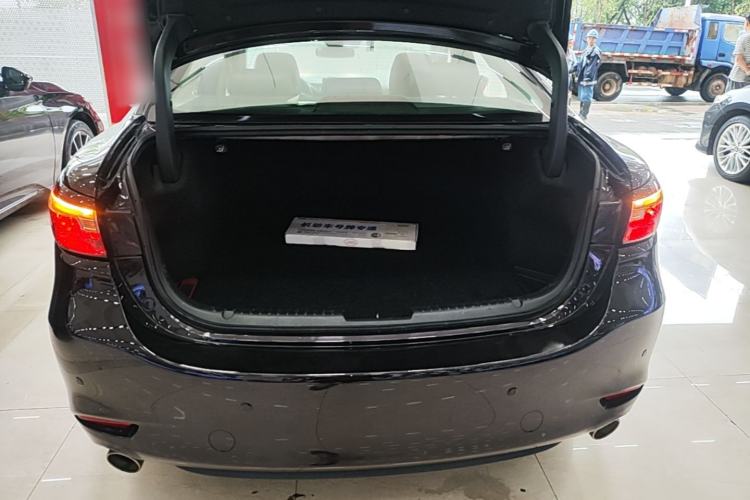 Used Mazda Atenza 2020 2.0L Blue Sky Luxury Edition Trunk