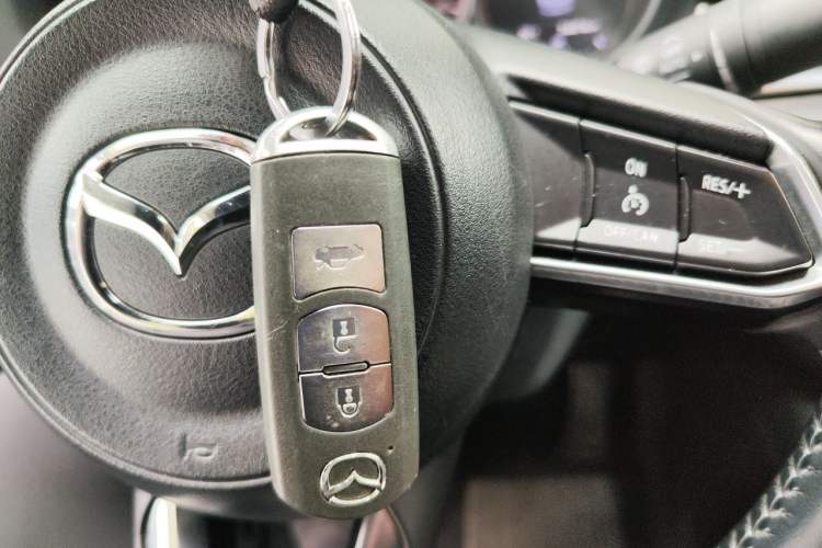 Used Mazda Atenza 2020 2.0L Blue Sky Luxury Edition Vehicle Key