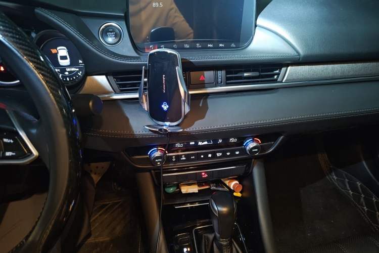Used Mazda Atenza 2020 2.0L Blue Sky Luxury Edition Audio And AC Panel