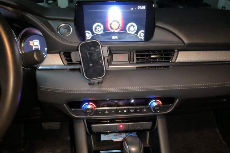 Used Mazda Atenza 2020 2.0L Blue Sky Luxury Edition Audio And AC Panel