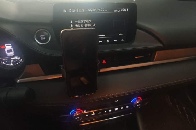 Used Mazda Atenza 2020 2.0L Blue Sky Luxury Edition Audio And AC Panel