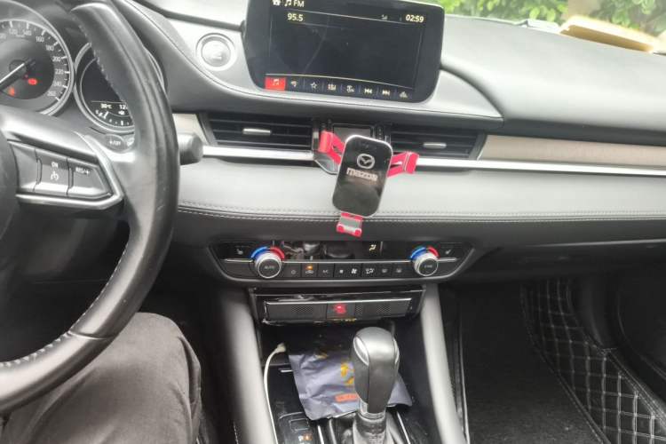 Used Mazda Atenza 2020 2.5L Skyline Sport Edition Audio And AC Panel