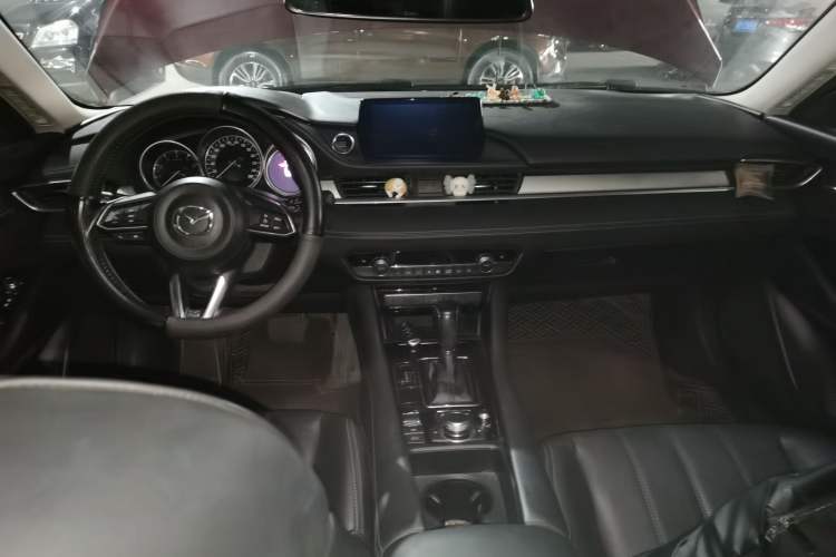 Used Mazda Atenza 2020 2.5L Skyline Sport Edition Center Console