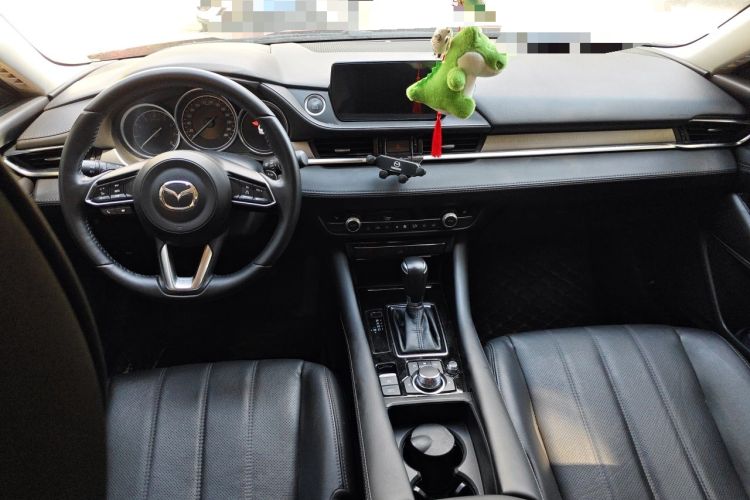 Used Mazda Atenza 2020 2.5L Skyline Sport Edition Center Console