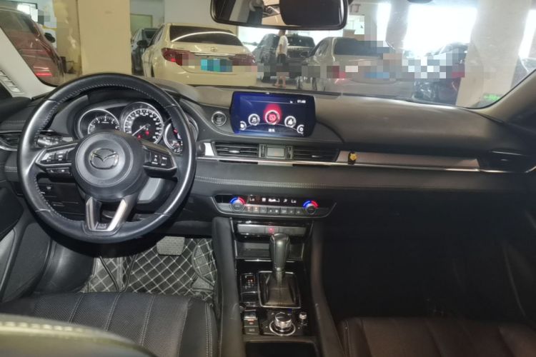 Used Mazda Atenza 2020 2.0L Blue Sky Luxury Edition Center Console